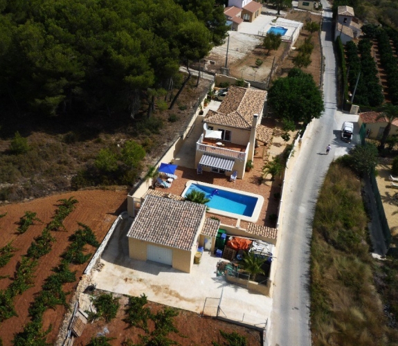 Benitachell, Costa Blanca, near Javea and Moraira with 4 bedrooms.