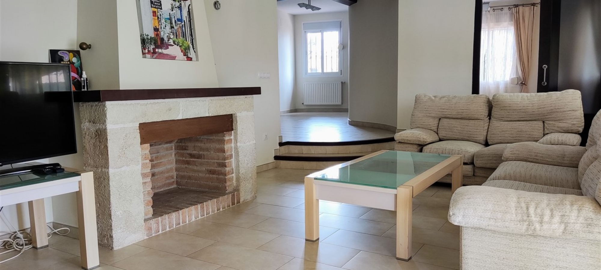 MORAIRA >> PLA DEL MAR - Ibiza style villa withing walking distance to town and beach.