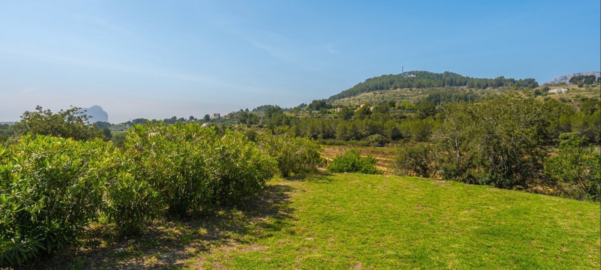 Partida Quisi, Benissa, Costa Blanca med 4 soveværelser og fantastisk panoramaudsigt.