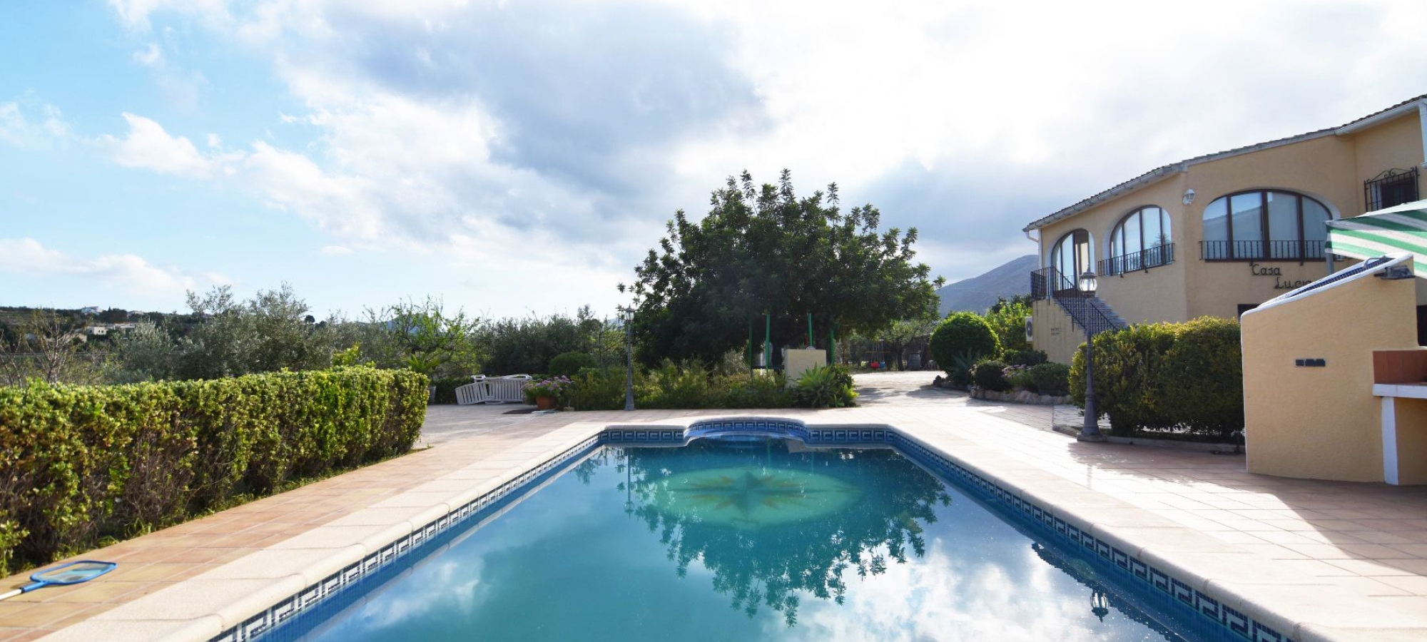 Benissa, Costa Blanca with 5 bedrooms, panoramic views and private swimming pool