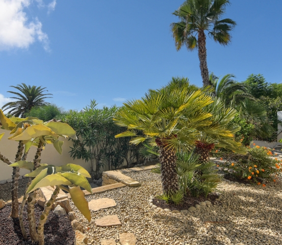 MORAIRA >> BENIMEIT  4 værelse villa med havudsigt.