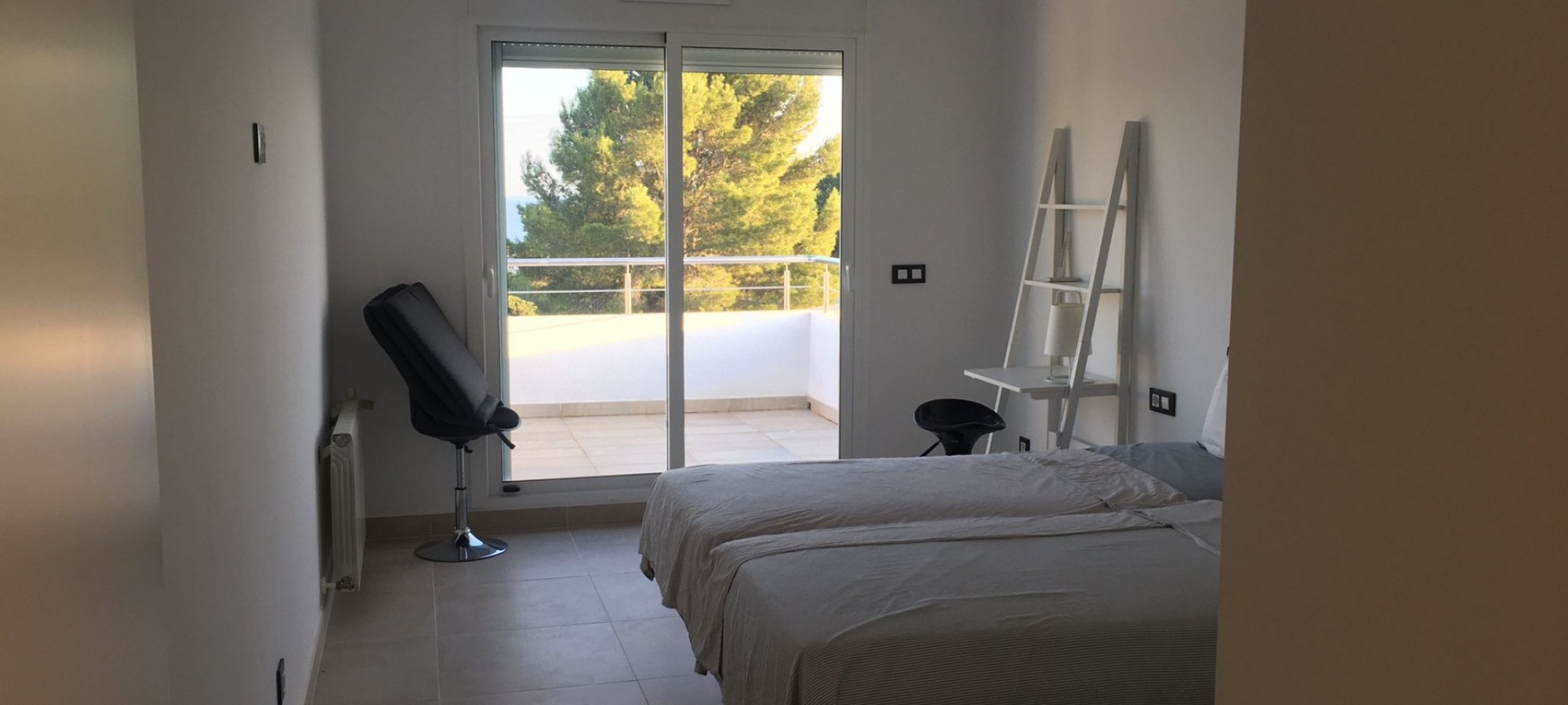 Moderne Villa  med gåafstand til Moraira 3 soveværelser 2 badeværelser 