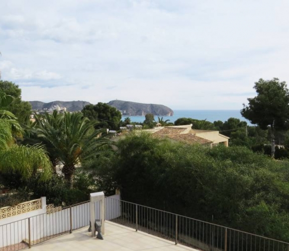 Moderne Villa  med gåafstand til Moraira 3 soveværelser 2 badeværelser 